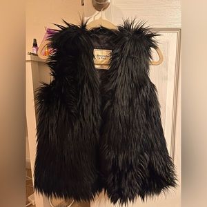 Abercrombie & Fitch Luxe Black Fur Vest